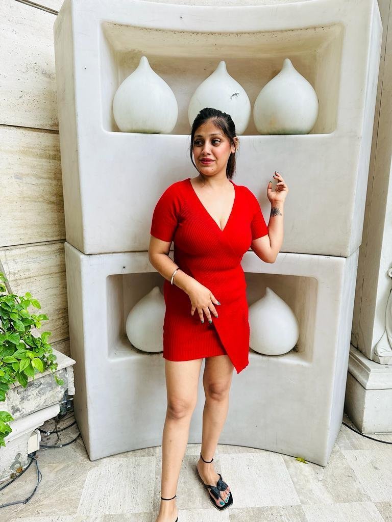 Nagpur call girl